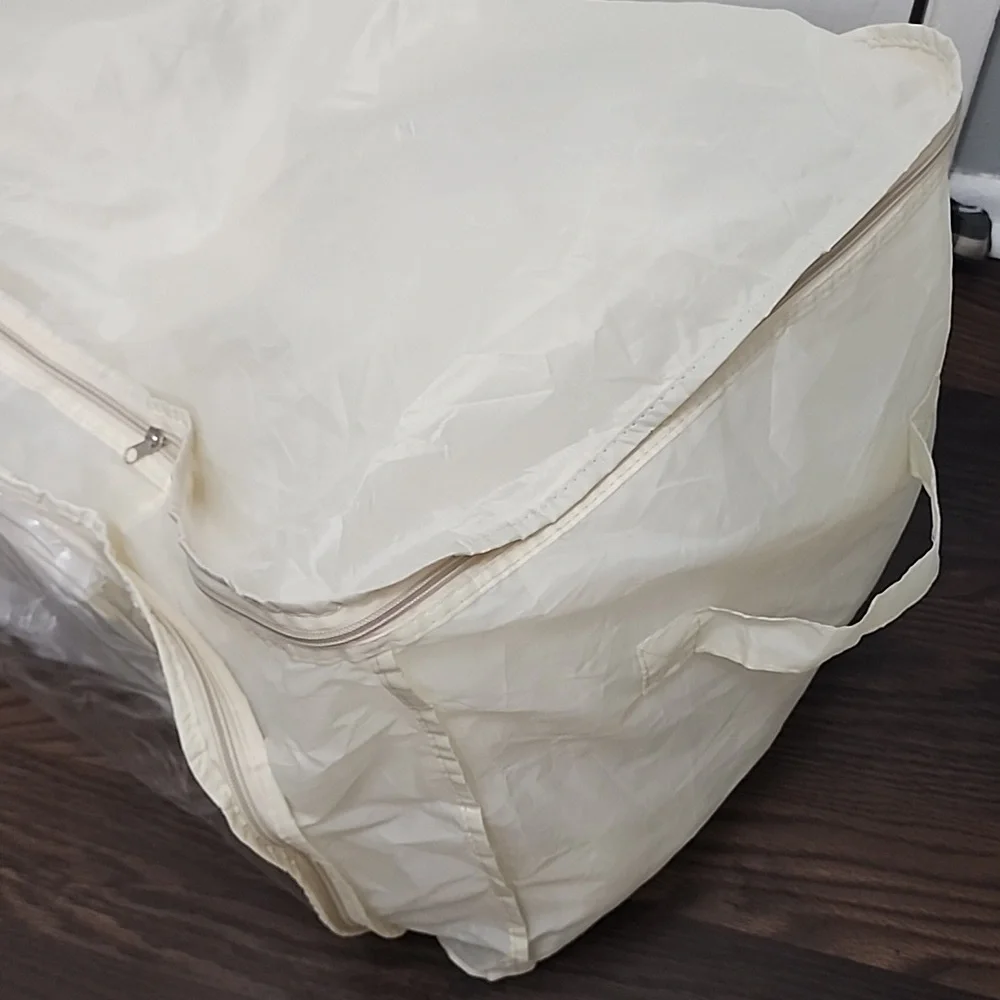 Large Storage Bag For Blankets Sheets Towels 3 Comparments With Zippers